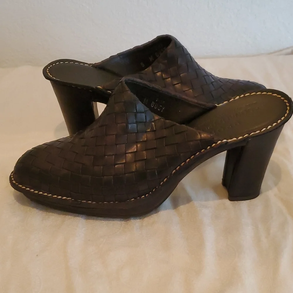 Donald J Pliner Leather Woven Mules - Picture 4 of 4